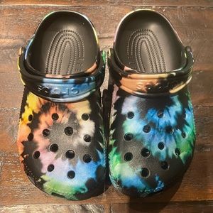 Black Tie Dye Crocs